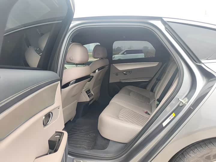 Фото 6 - BYD Han