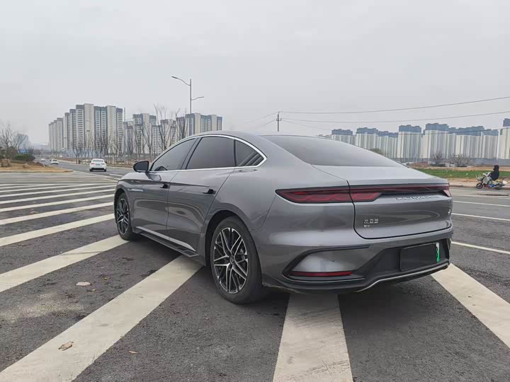 Фото 9 - BYD Han