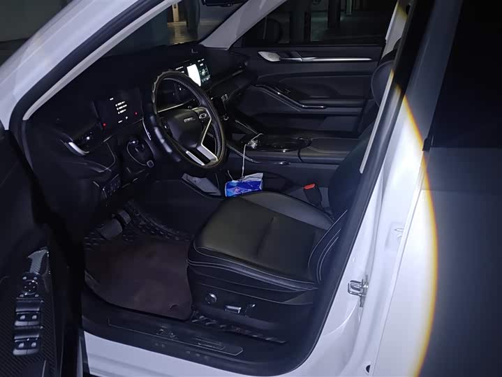 Фото 9 - Haval H6