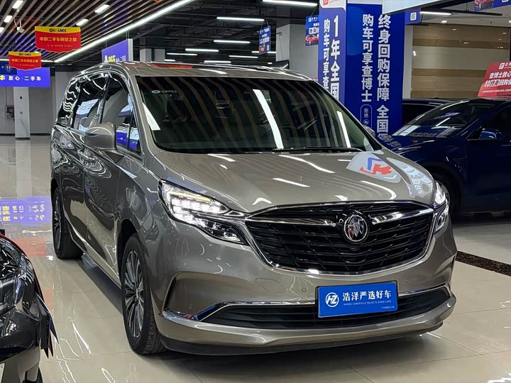 Фото 3 - Buick GL8 ES