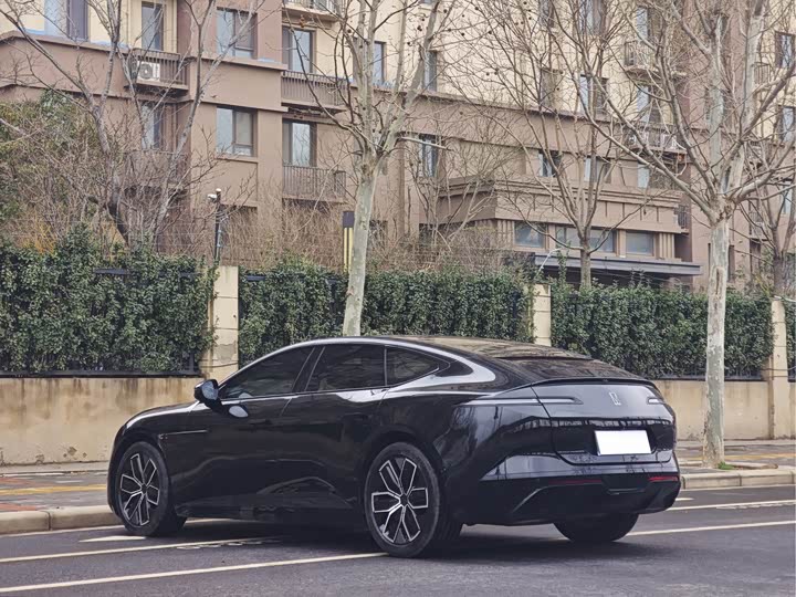 Фото 9 - Avatr 12