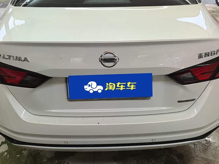 Фото 4 - Nissan Teana