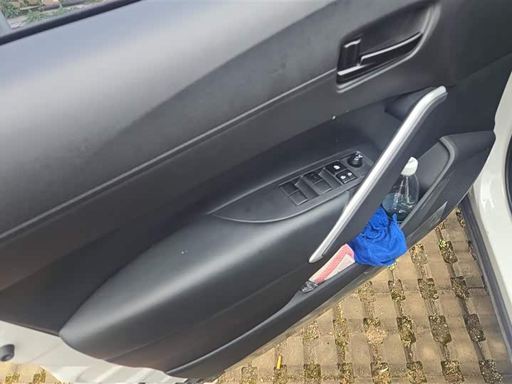 Photo 7 - Toyota Frontlander