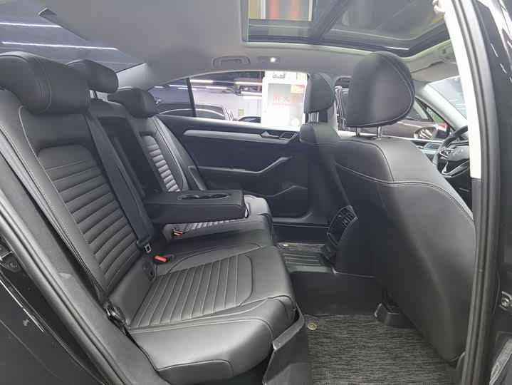 Фото 9 - Volkswagen Magotan