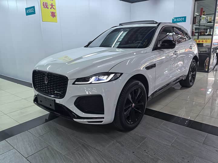 Фото 1 - Jaguar F-Pace