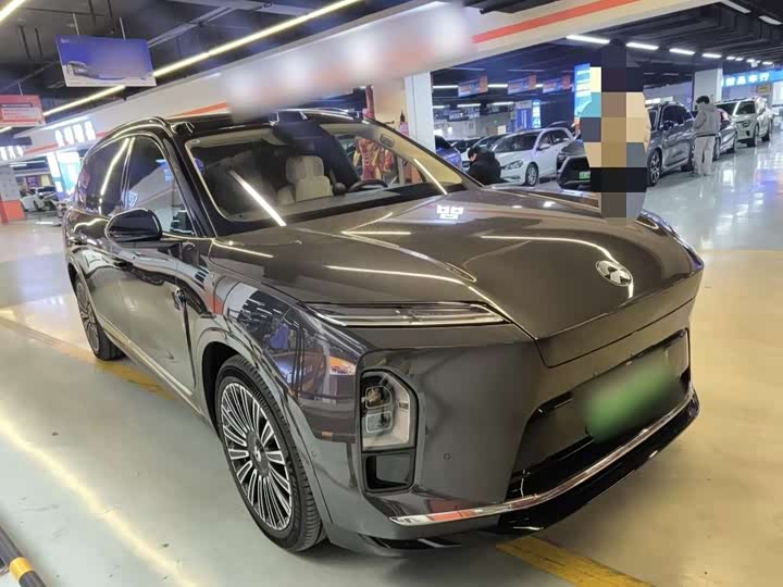 Фото 4 - Nio ES8