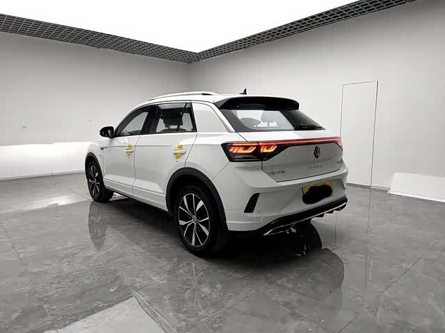 Фото 4 - Volkswagen T-Roc