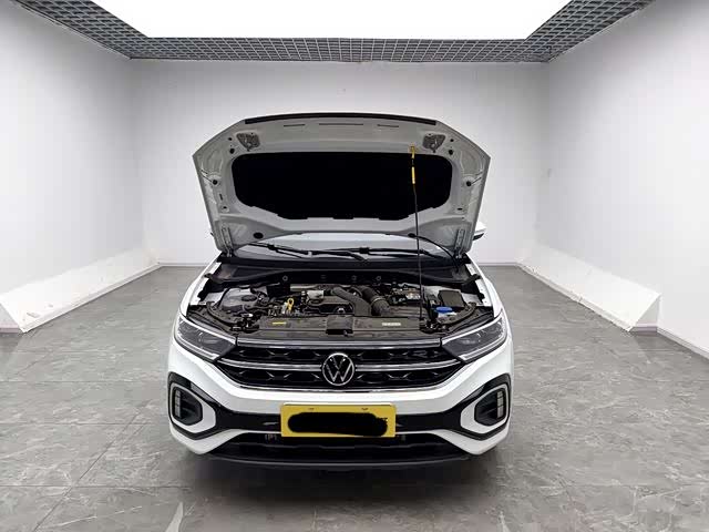 Фото 7 - Volkswagen T-Roc