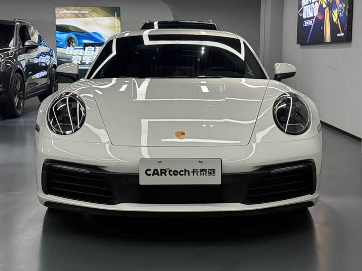 Photo 2 - Porsche 911