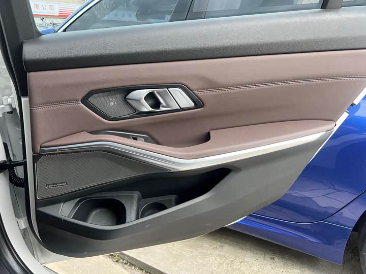 Фото 8 - BMW 3 Series