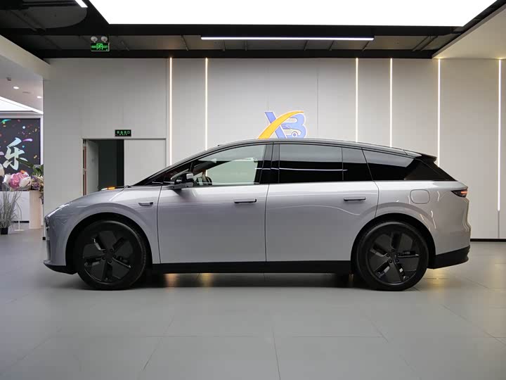 Фото 3 - LiXiang i6