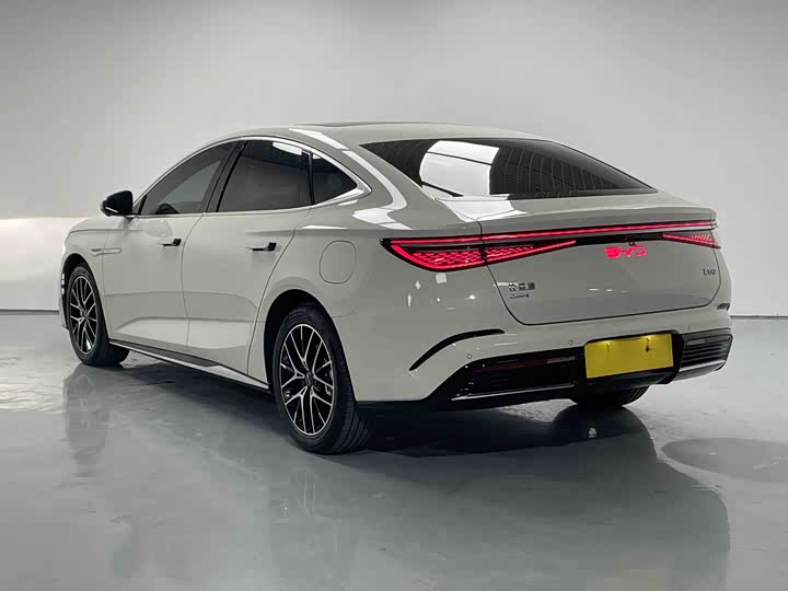 Фото 5 - BYD Seal 07 DM-i Hybrid