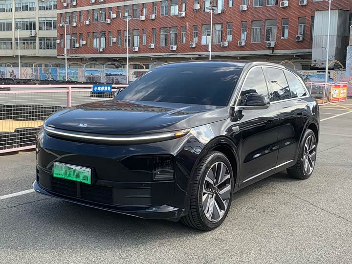 Photo 1 - LiXiang L6