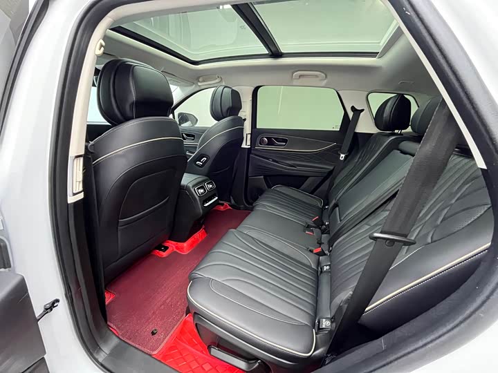 Фото 6 - Chery Tiggo 9