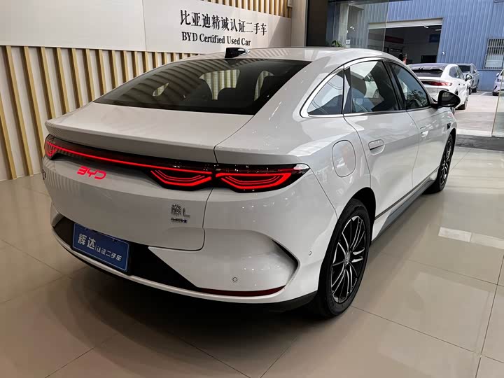 Фото 8 - BYD Qin L
