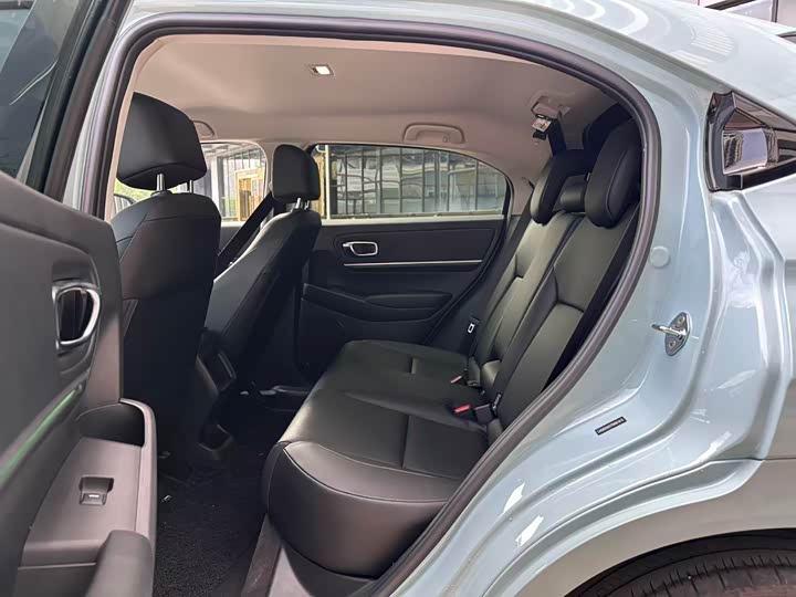 Фото 6 - Honda e:NP1