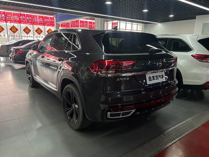 Фото 2 - Volkswagen Teramont X