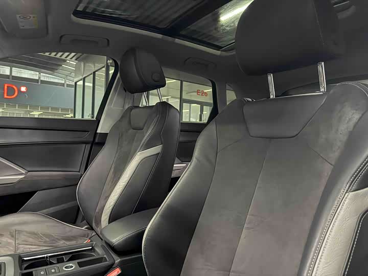 Фото 7 - Audi Q3