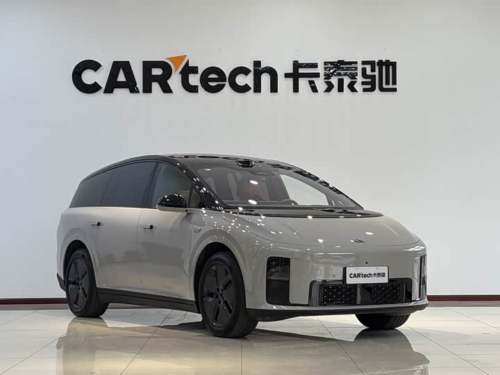 Фото 3 - LiXiang i8