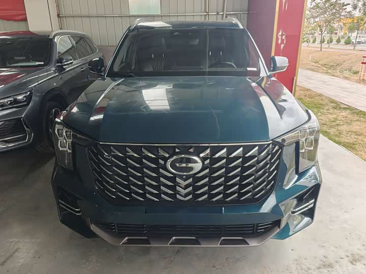 Фото 2 - GAC Trumpchi GS8