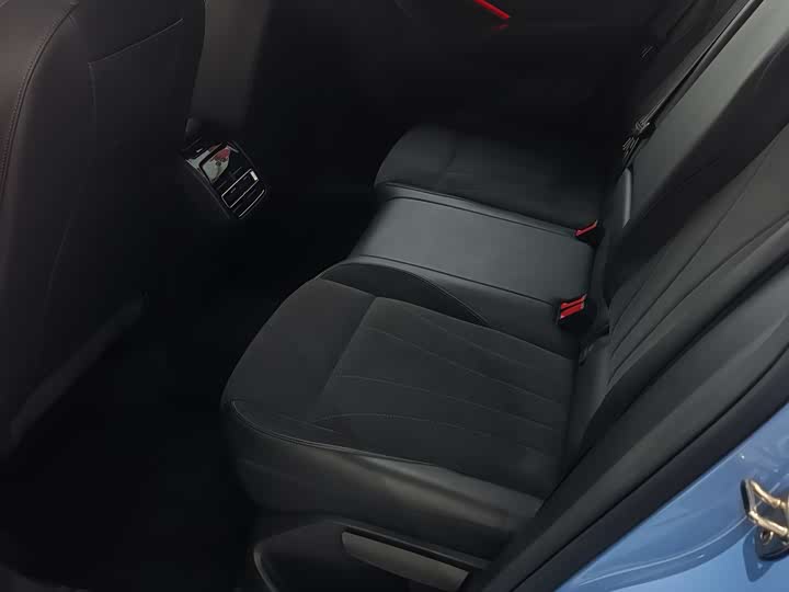 Фото 5 - Volkswagen Tiguan L Pro