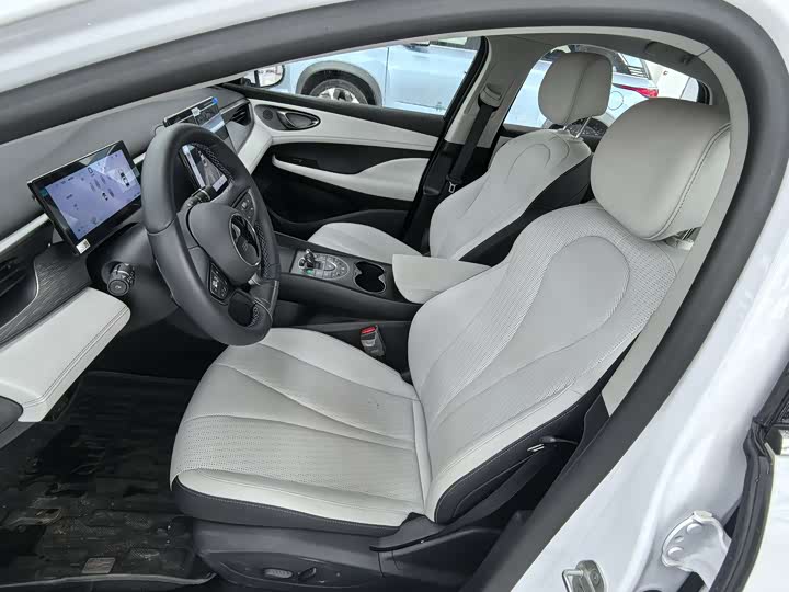 Фото 3 - BYD Seal 05 DM-i Hybrid