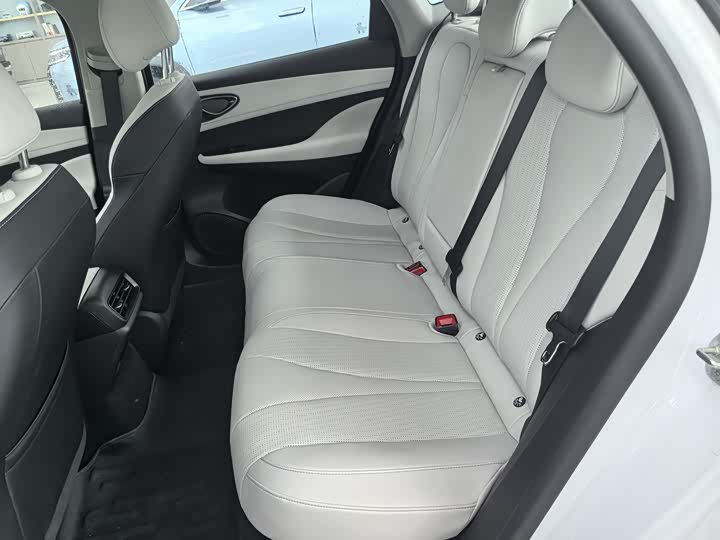 Фото 5 - BYD Seal 05 DM-i Hybrid