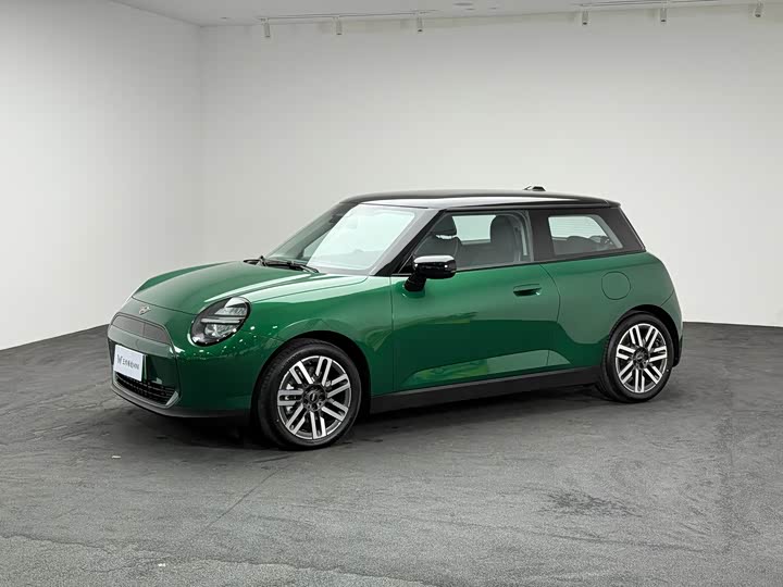 Фото 3 - Mini Cooper