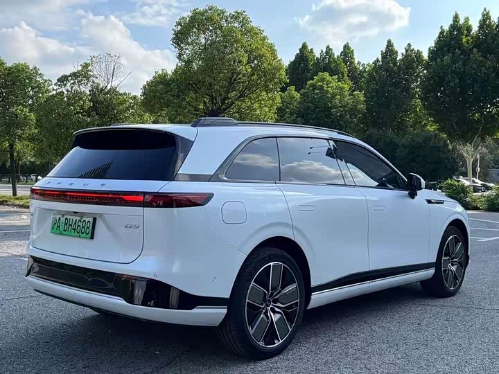 Фото 7 - XPeng G9