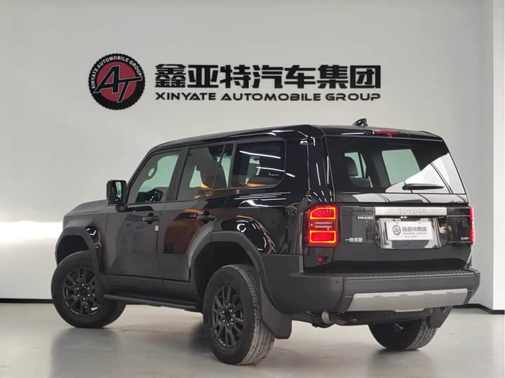 Фото 3 - Toyota Prado