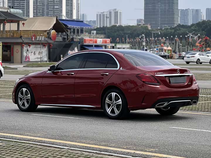 Фото 4 - Mercedes-Benz C-Class