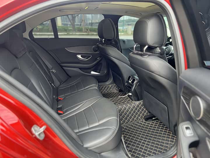 Фото 8 - Mercedes-Benz C-Class