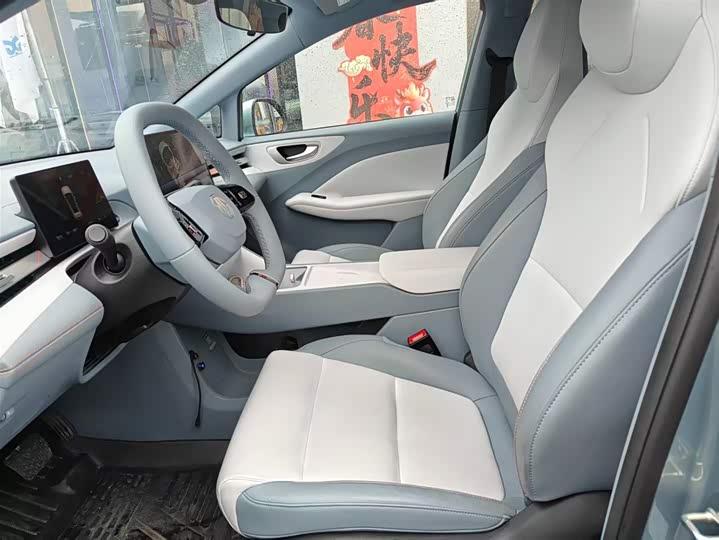 Фото 3 - MG Motor 4 EV