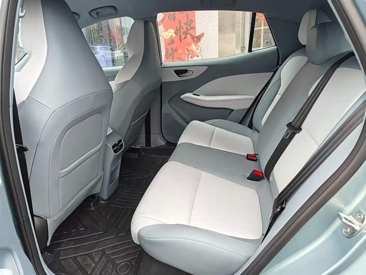 Фото 4 - MG Motor 4 EV