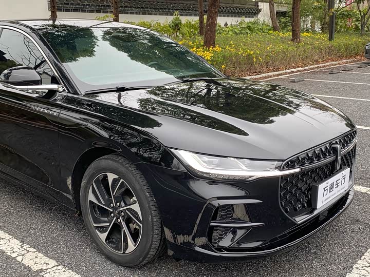 Фото 7 - Lincoln Z (Zephyr)