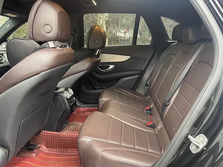 Photo 6 - Mercedes-Benz GLC-Class