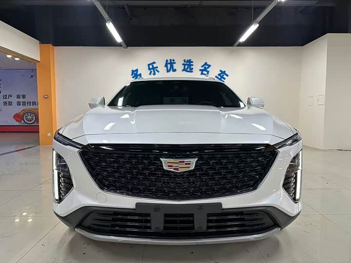 Фото 2 - Cadillac GT4