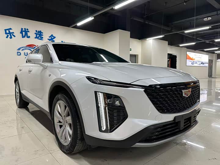 Фото 3 - Cadillac GT4