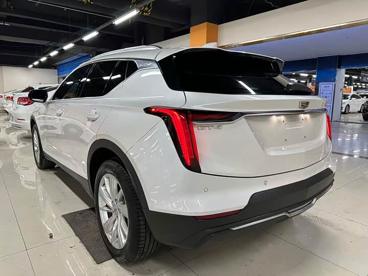 Фото 8 - Cadillac GT4