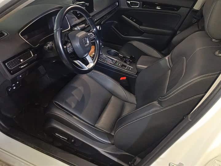 Фото 9 - Honda Civic