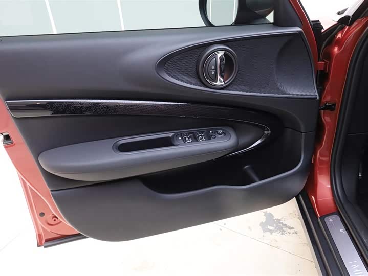 Фото 4 - Mini Clubman