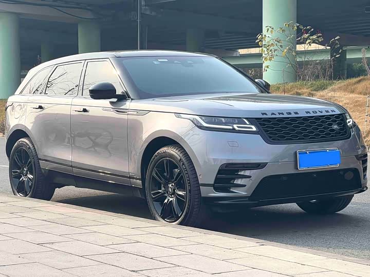 Фото 3 - Land Rover Range Rover Velar
