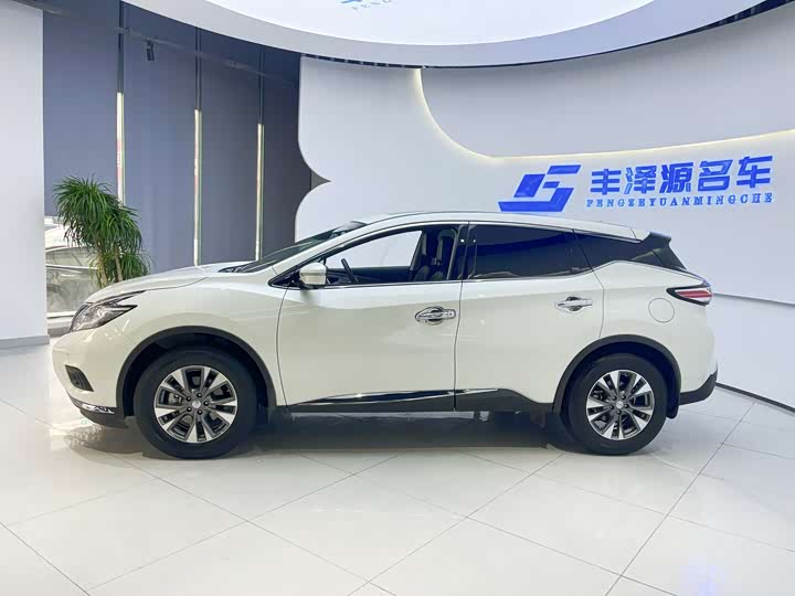 Photo 3 - Nissan Murano