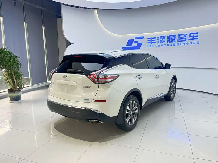 Photo 4 - Nissan Murano