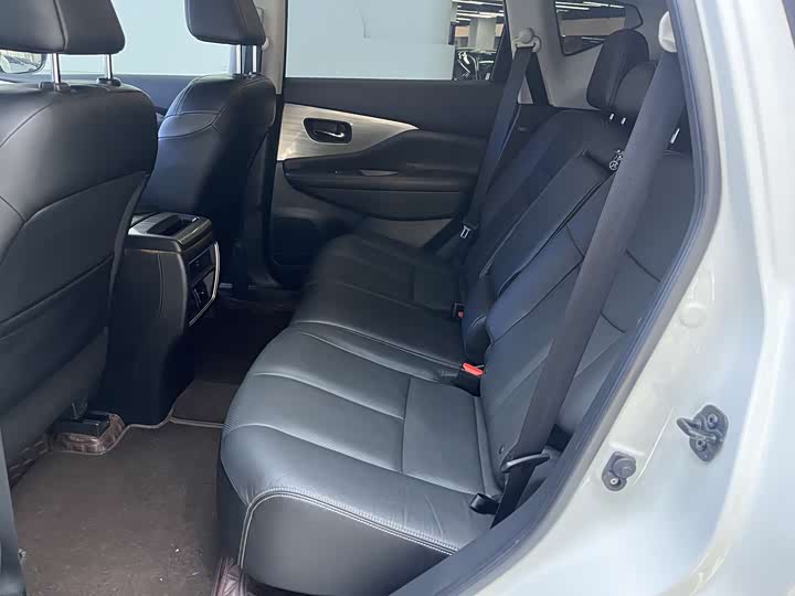 Photo 8 - Nissan Murano