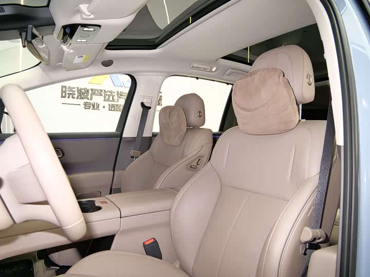 Фото 9 - LiXiang i8