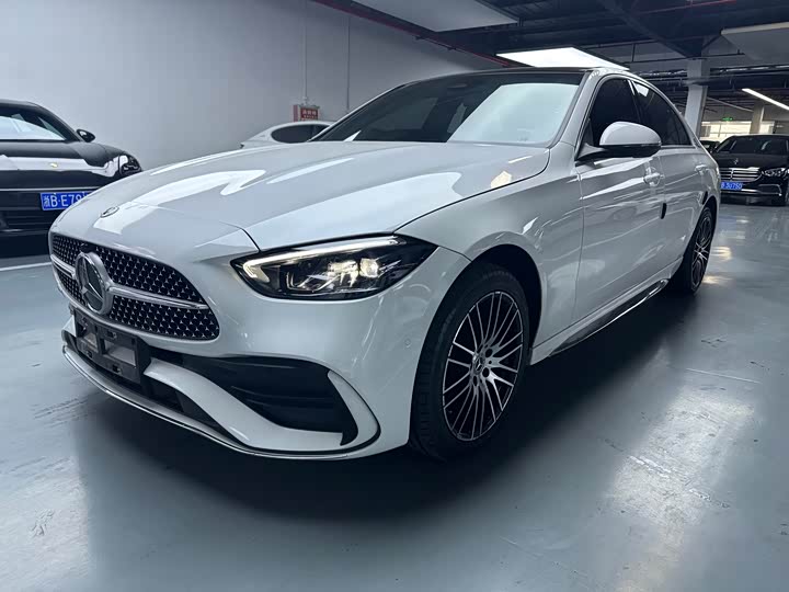 Фото 1 - Mercedes-Benz C-Class