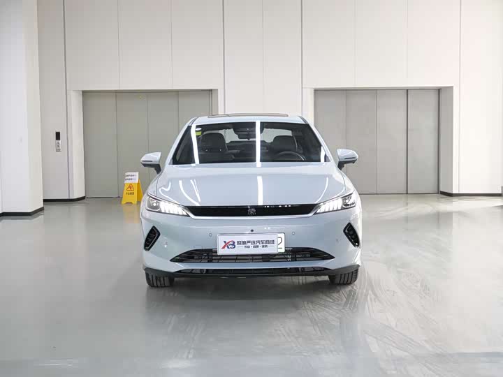 Фото 3 - BYD Qin Plus