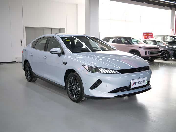 Фото 4 - BYD Qin Plus