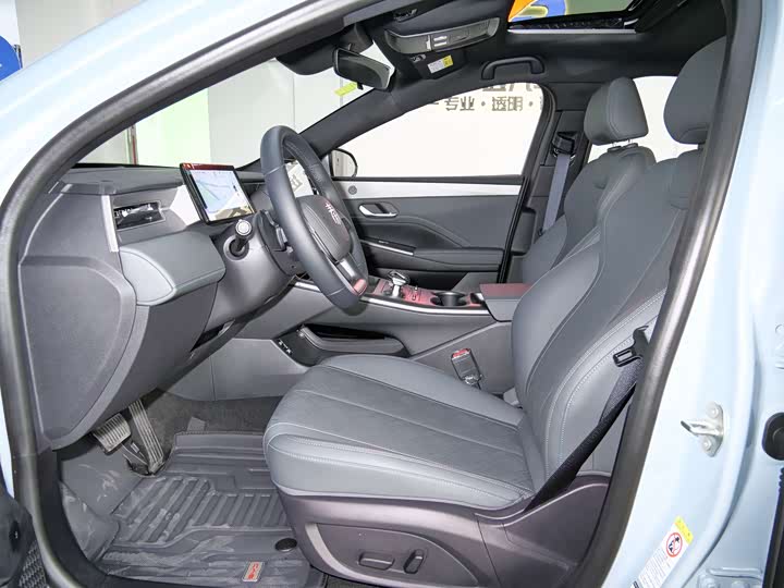 Фото 9 - BYD Qin Plus